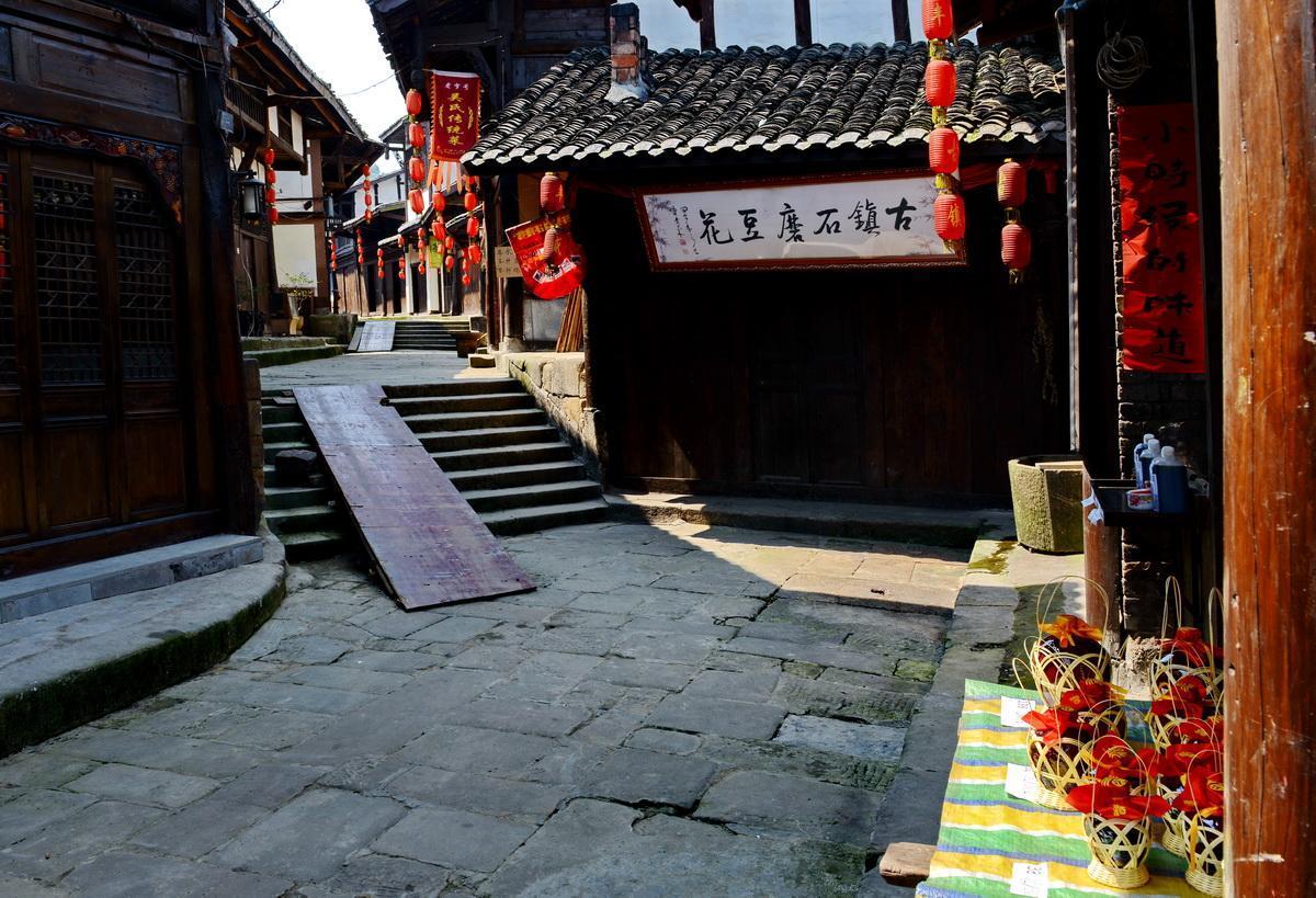 荆棘王座